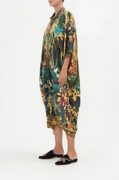 BATWING KAFTAN FEARLESS FELIS -clothing shop CAMILLA 00023290 BATWING KAFTAN FEARLESS FELIS 2