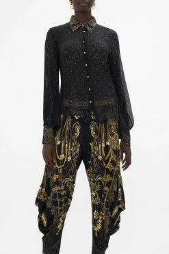 SPLIT SLEEVE BLOUSE THE NIGHT IS NOIR 10 SPLIT SLEEVE BLOUSE THE NIGHT IS NOIR -clothing shop CAMILLA 00023416 SPLIT SLEEVE BLOUSE THE NIGHT IS NOIR 4