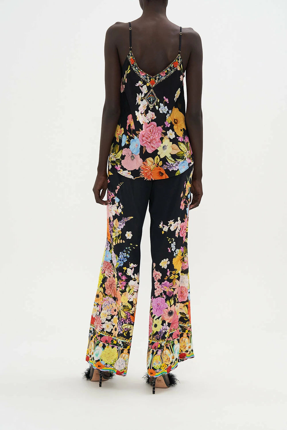 V-NECK BIAS CAMI DIVINE DIVINITY 2 V-NECK BIAS CAMI DIVINE DIVINITY - Image 2