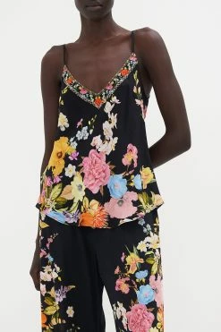 V-NECK BIAS CAMI DIVINE DIVINITY 10 V-NECK BIAS CAMI DIVINE DIVINITY -clothing shop CAMILLA 00023440 V NECK BIAS CAMI DIVINE DIVINITY 4