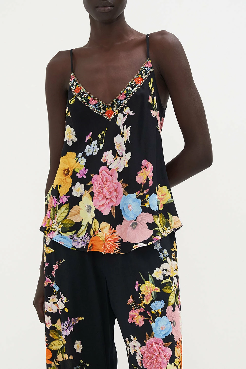 V-NECK BIAS CAMI DIVINE DIVINITY 5 V-NECK BIAS CAMI DIVINE DIVINITY - Image 5