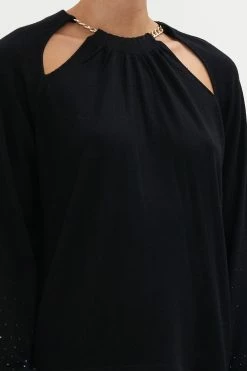 CHAIN DETAIL CUT OUT JUMPER ROLE CALL -clothing shop CAMILLA 00023461 CHAIN DETAIL CUT OUT JUMPER ROLE CALL 5