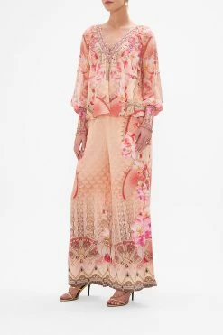 SHIRRED CUFF BLOUSE ADORE ME -clothing shop CAMILLA 00024849 SHIRRED CUFF BLOUSE ADORE ME 2