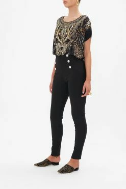 BUTTON EMBELLISHED PONTE PANT CHAOS IN THE COSMOS -clothing shop CAMILLA 00025985 CHAOSINTHECOSMOS BUTTONEMBELLISHEDPONTEPANT 2