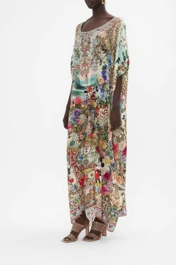 ROUND NECK KAFTAN MICKEY TAKES A TRIP -clothing shop CAMILLA 00026399 ROUND NECK KAFTAN MICKEY TAKES A TRIP 2