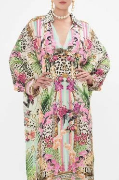 WING COLLAR KAFTAN DEAR AMORE MIO 11 WING COLLAR KAFTAN DEAR AMORE MIO -clothing shop CAMILLA 00026705 DEARAMOREMIO WINGCOLLARKAFTAN 3