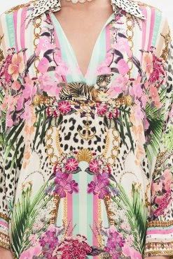 WING COLLAR KAFTAN DEAR AMORE MIO 12 WING COLLAR KAFTAN DEAR AMORE MIO -clothing shop CAMILLA 00026705 DEARAMOREMIO WINGCOLLARKAFTAN 4