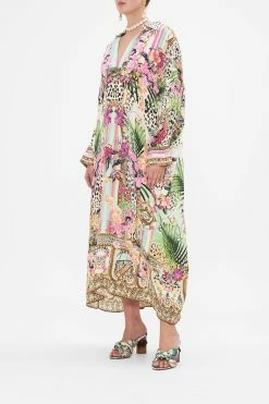 WING COLLAR KAFTAN DEAR AMORE MIO 10 WING COLLAR KAFTAN DEAR AMORE MIO -clothing shop CAMILLA 00026705 DEARAMOREMIO WINGCOLLARKAFTAN 5