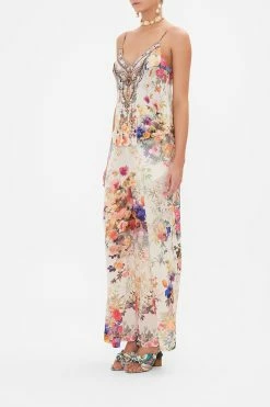 V-NECK BIAS CAMI FRIENDS WITH FRESCOS -clothing shop CAMILLA 00028242 V NECK BIAS CAMI FRIENDS WITH FRESCOS 2