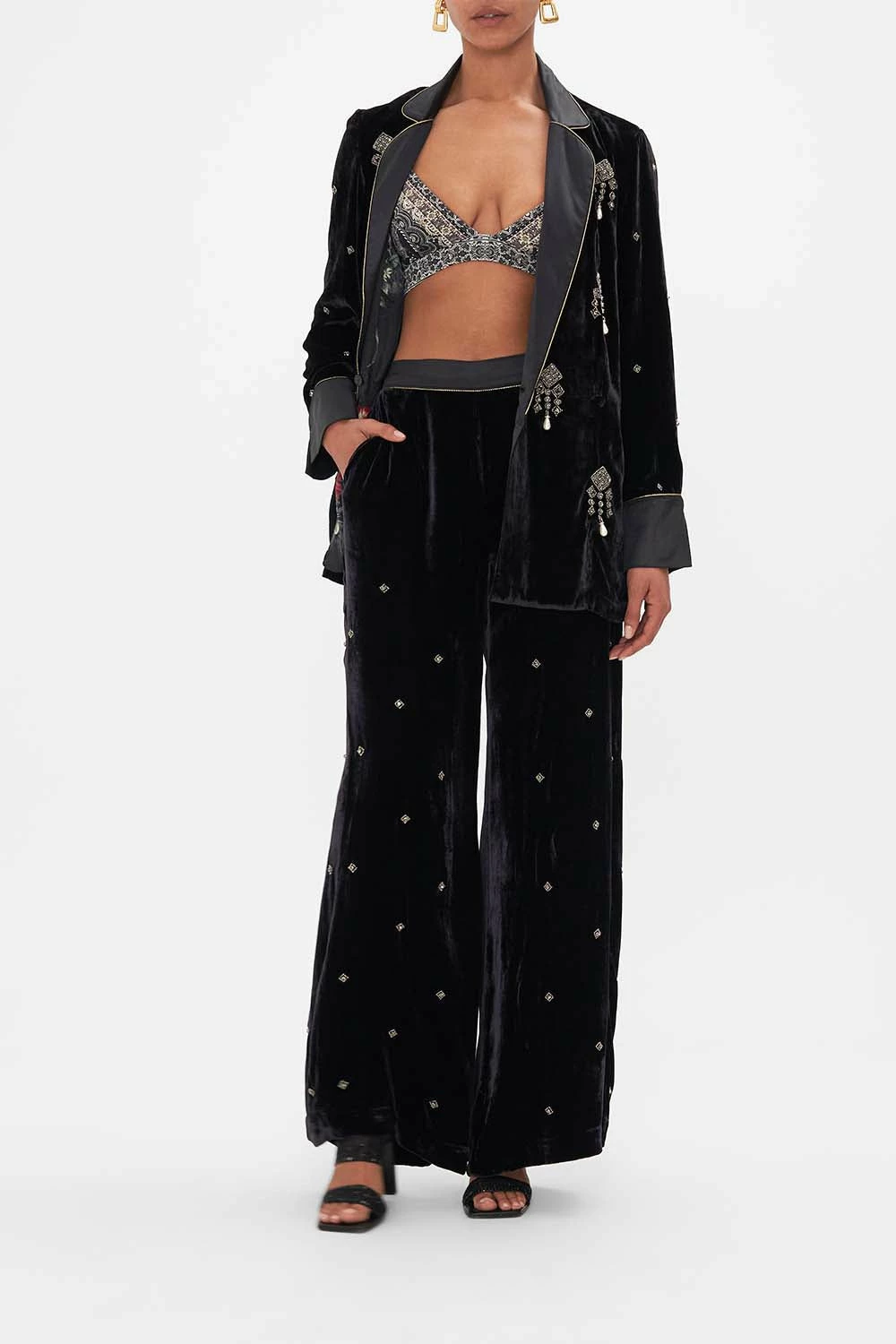 STRAIGHT LEG RELAXED TROUSER A NIGHT AT THE OPERA 1 STRAIGHT LEG RELAXED TROUSER A NIGHT AT THE OPERA