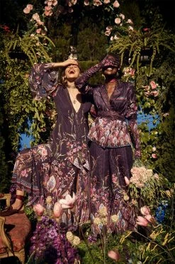 HIGH WAISTED TROUSER WITH GODET WILD FLOWER -clothing shop Untitled 1 0012 180925 CAMILLA FRANCE 20 2215 29684204 8351 4552 9ef9 b127632ee21e