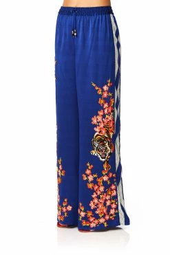 WIDE LEG TRACK PANT GEISHA GIRL 20 WIDE LEG TRACK PANT GEISHA GIRL -clothing shop camilla geisha girl wide leg track pant 2 952ec26e a476 434e 9ddf 1ea2567c906b