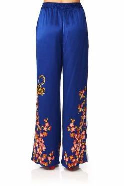 WIDE LEG TRACK PANT GEISHA GIRL 21 WIDE LEG TRACK PANT GEISHA GIRL -clothing shop camilla geisha girl wide leg track pant 4 ed183def 1f6d 43be b979 beac9b3bd514