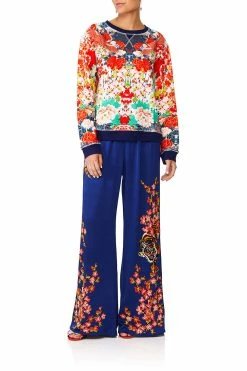 WIDE LEG TRACK PANT GEISHA GIRL 18 WIDE LEG TRACK PANT GEISHA GIRL -clothing shop camilla geisha girl core sweater 1