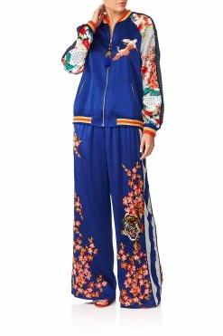 WIDE LEG TRACK PANT GEISHA GIRL 15 WIDE LEG TRACK PANT GEISHA GIRL -clothing shop camilla geisha girl oversized bomber 5 1 8f970521 6965 4f7f 8cc9 98e3adc9ecff