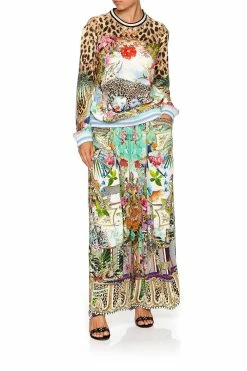 WIDE LEG PANT WITH GATHERED POCKETS CHAMPAGNE COAST -clothing shop camilla round neck sweater champagne coast 2 1024x1024 2x 90585877 f47d 4a7b 8793 76a847fa740f