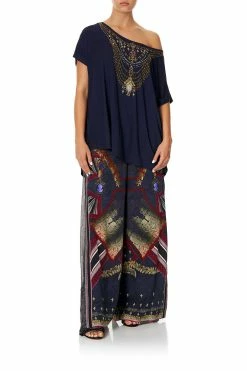 HIGH WAISTED TROUSER WITH GODET THIS CHARMING WOMAN -clothing shop camilla round neck t shirt this charming woman 1 d2132ec3 7750 4860 9d60 a54c27bc55a4