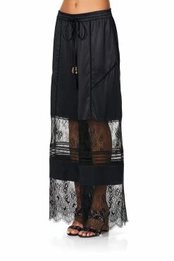 SPLICED WIDE LEG PANT NOIR BOUDOIR -clothing shop camilla spliced wide leg pant noir boudoir 5 dc4e0f31 9116 4794 b25b 134e085b4dac