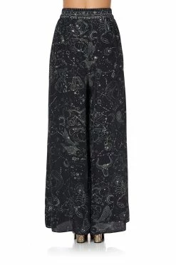 WIDE LEG PANT WITH GATHERED POCKETS MOON SET 17 WIDE LEG PANT WITH GATHERED POCKETS MOON SET -clothing shop camilla wide leg pant with gathered pockets moon set 6