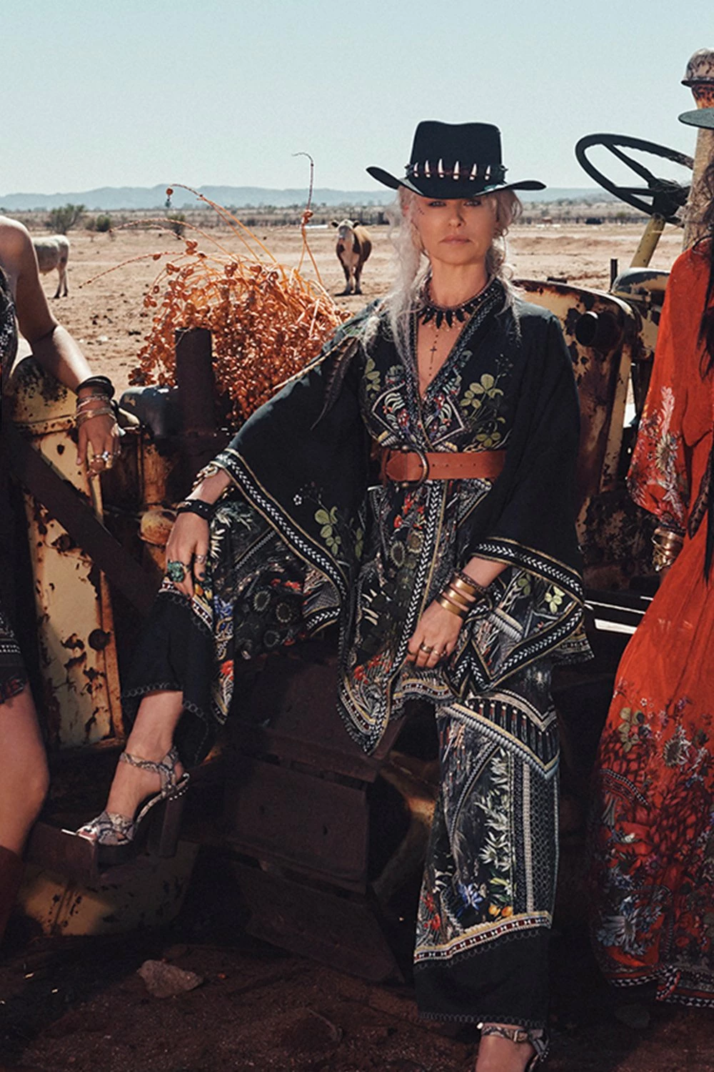 WIDE LEG PANT WITH SHAPED CUFF BOTANICAL CHRONICLES 10 WIDE LEG PANT WITH SHAPED CUFF BOTANICAL CHRONICLES - Image 10