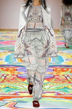 WIDE LEG TROUSER WITH POCKETS MAMA BAKSHI -clothing shop mbfwe cropped 0022 lll3147 1