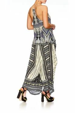 WIDE LEG TROUSER WITH POCKETS BETWEEN THE LINES 12 WIDE LEG TROUSER WITH POCKETS BETWEEN THE LINES -clothing shop shot 22 318 f410c50e d6cf 47f1 b840 0c1efd553074